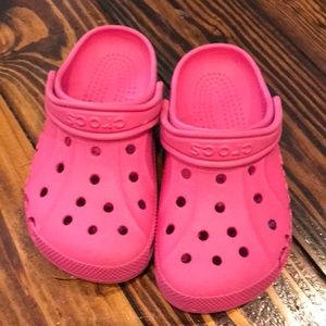 Kids pink crocs